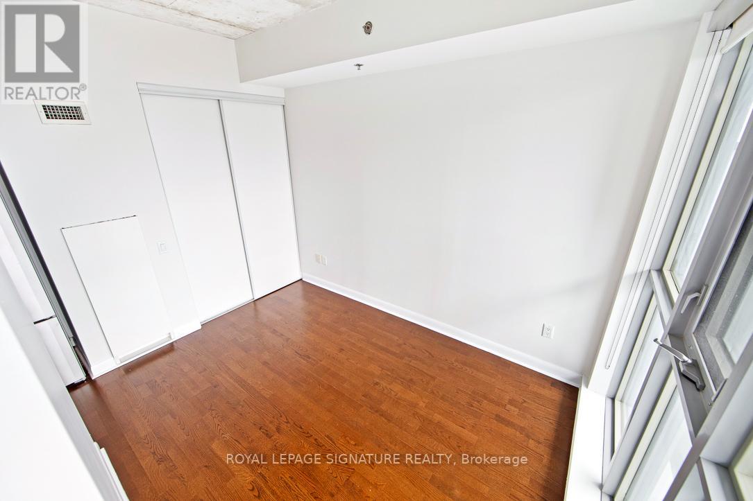#3210 -375 KING ST W, #3210