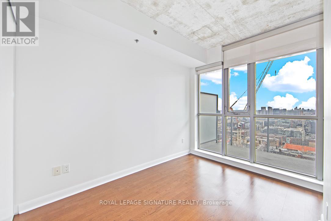 #3210 -375 KING ST W, #3210