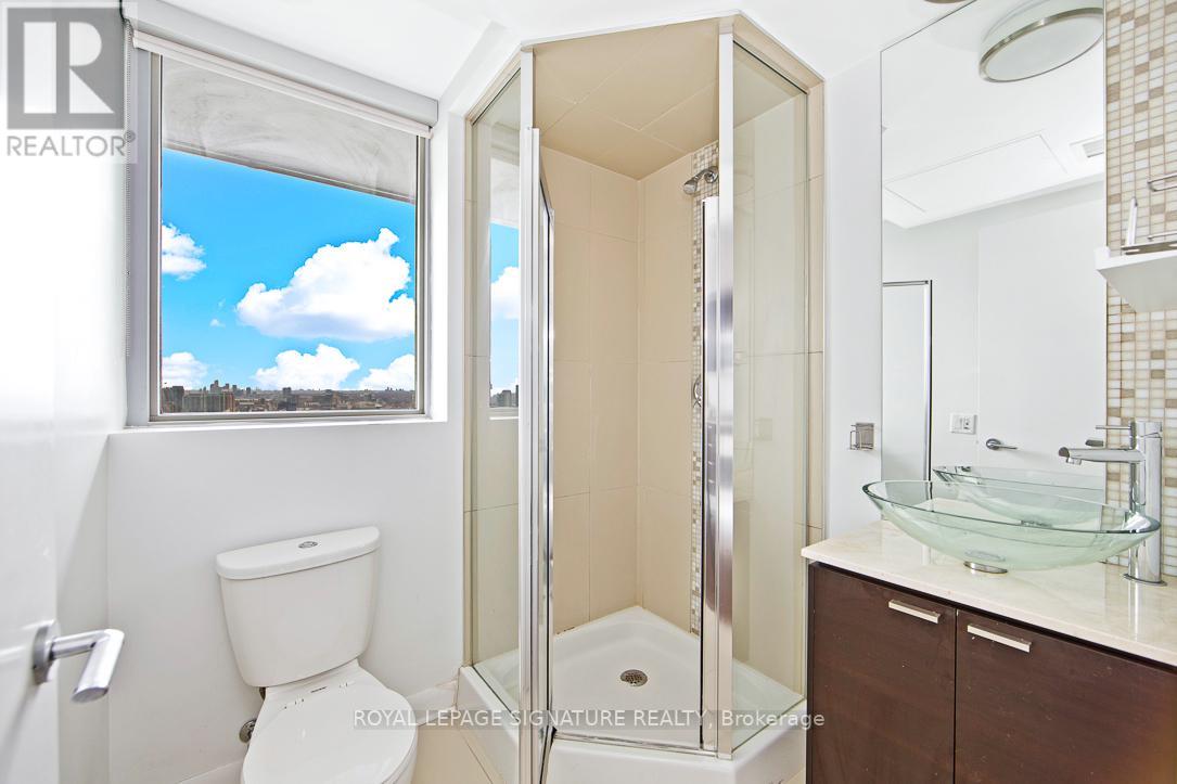 #3210 -375 KING ST W, #3210