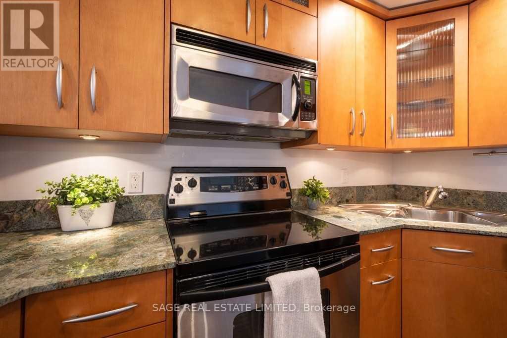 #2408 -25 THE ESPLANADE AVE, #2408