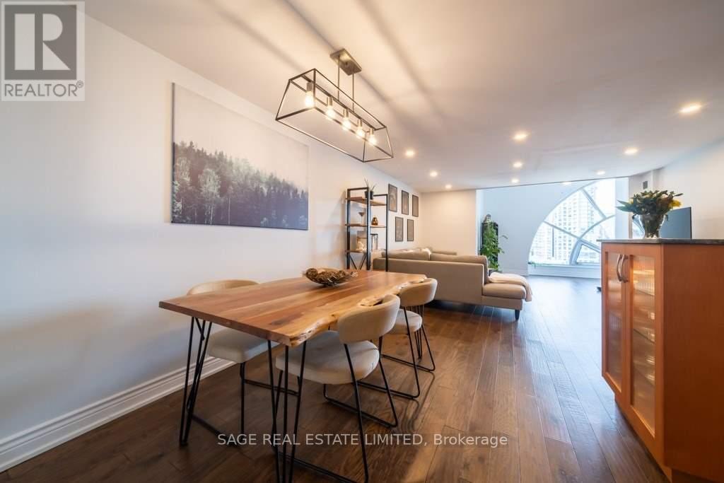 #2408 -25 THE ESPLANADE AVE, #2408