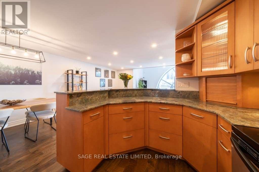 #2408 -25 THE ESPLANADE AVE, #2408