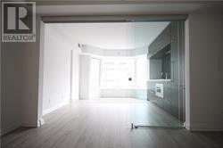 #711 -155 YORKVILLE AVE, #711