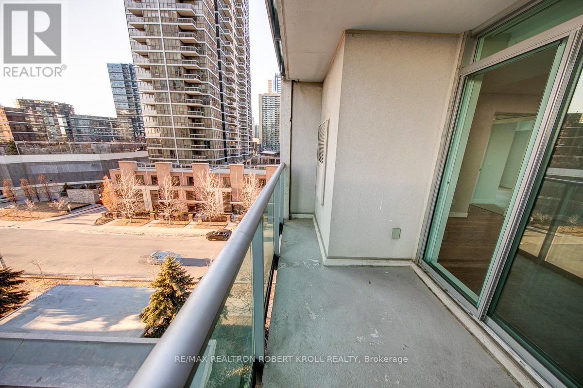 #705 -35 BALES AVE, #705