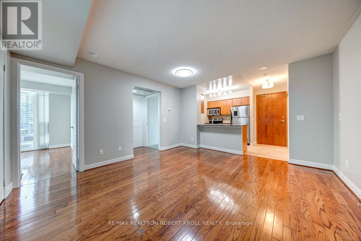 #705 -35 BALES AVE, #705