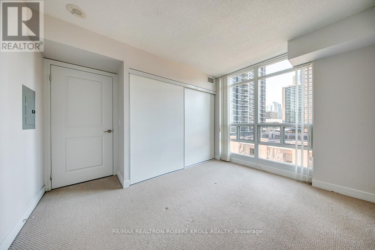 #705 -35 BALES AVE, #705