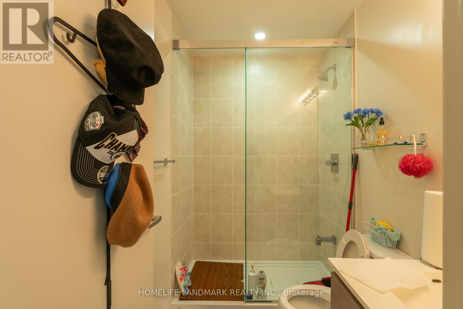#1505 -68 CANTERBURY PL, #1505