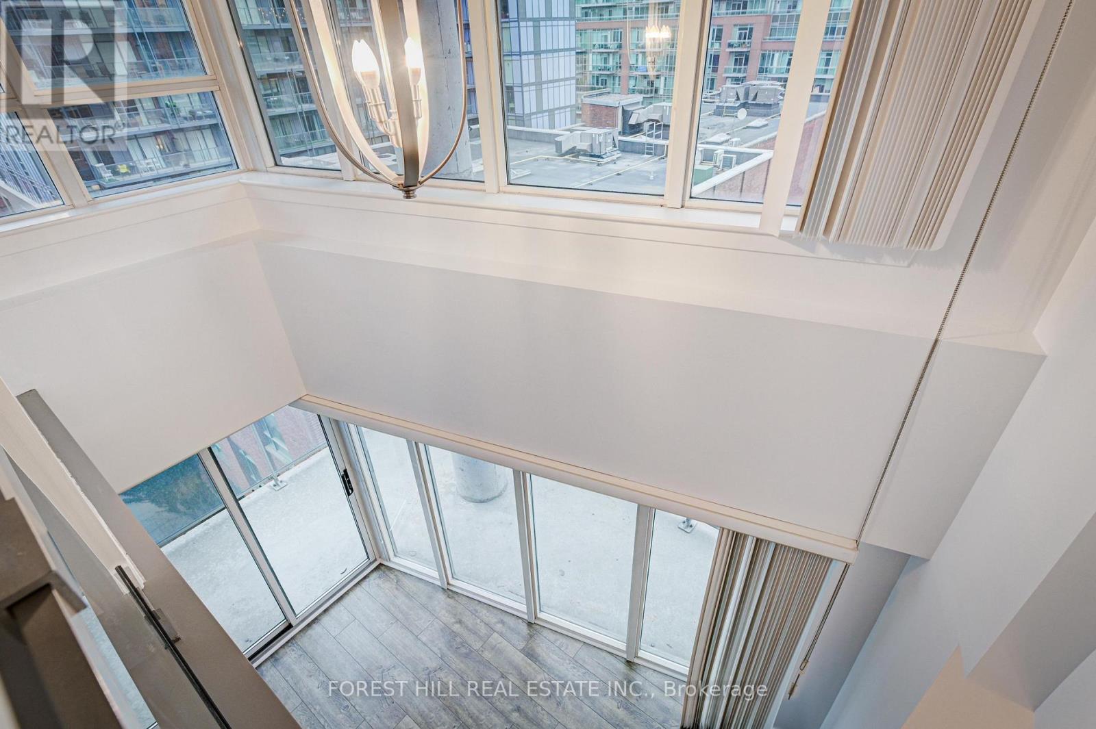 #607 -255 RICHMOND ST E, #607