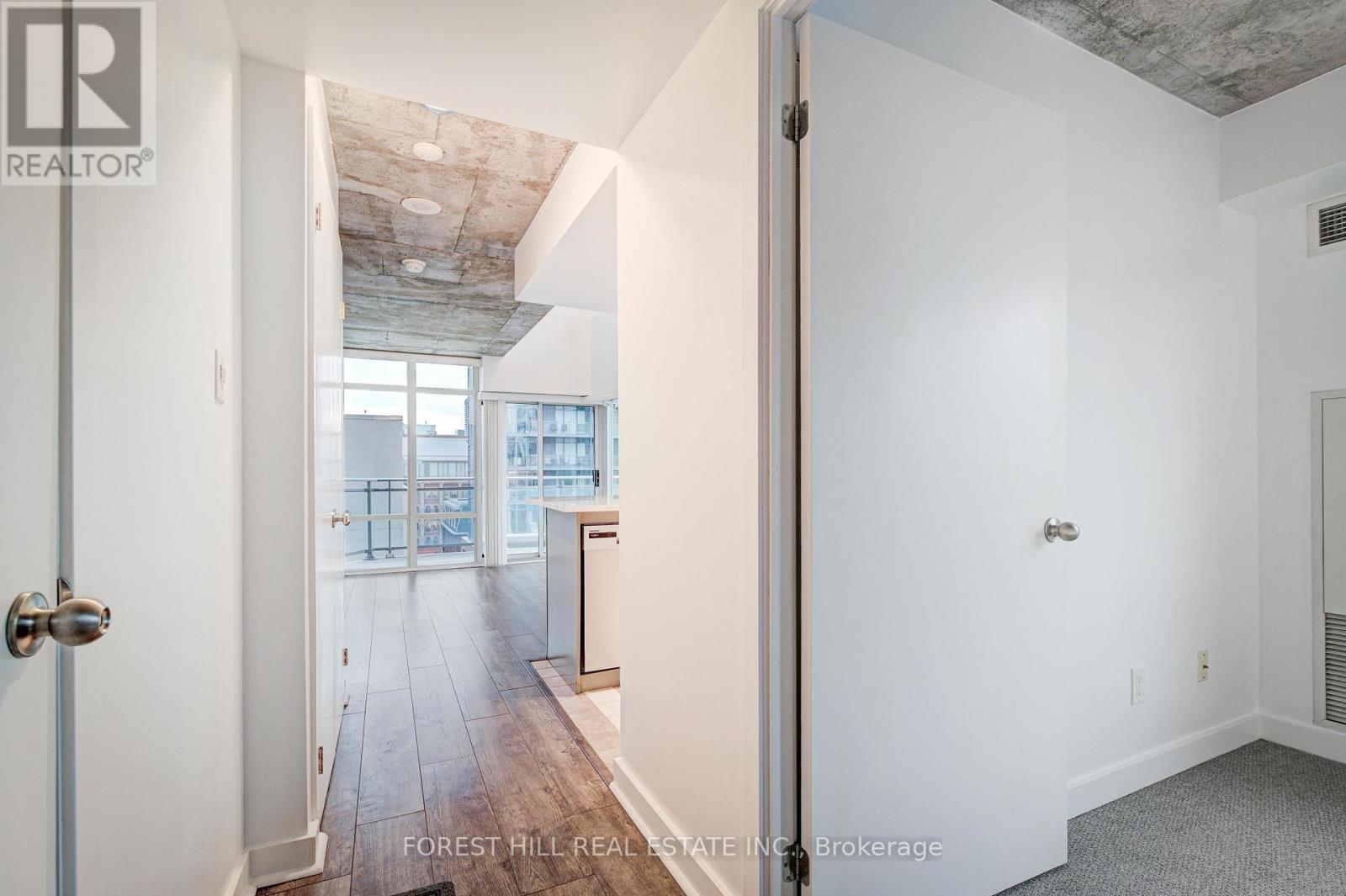#607 -255 RICHMOND ST E, #607