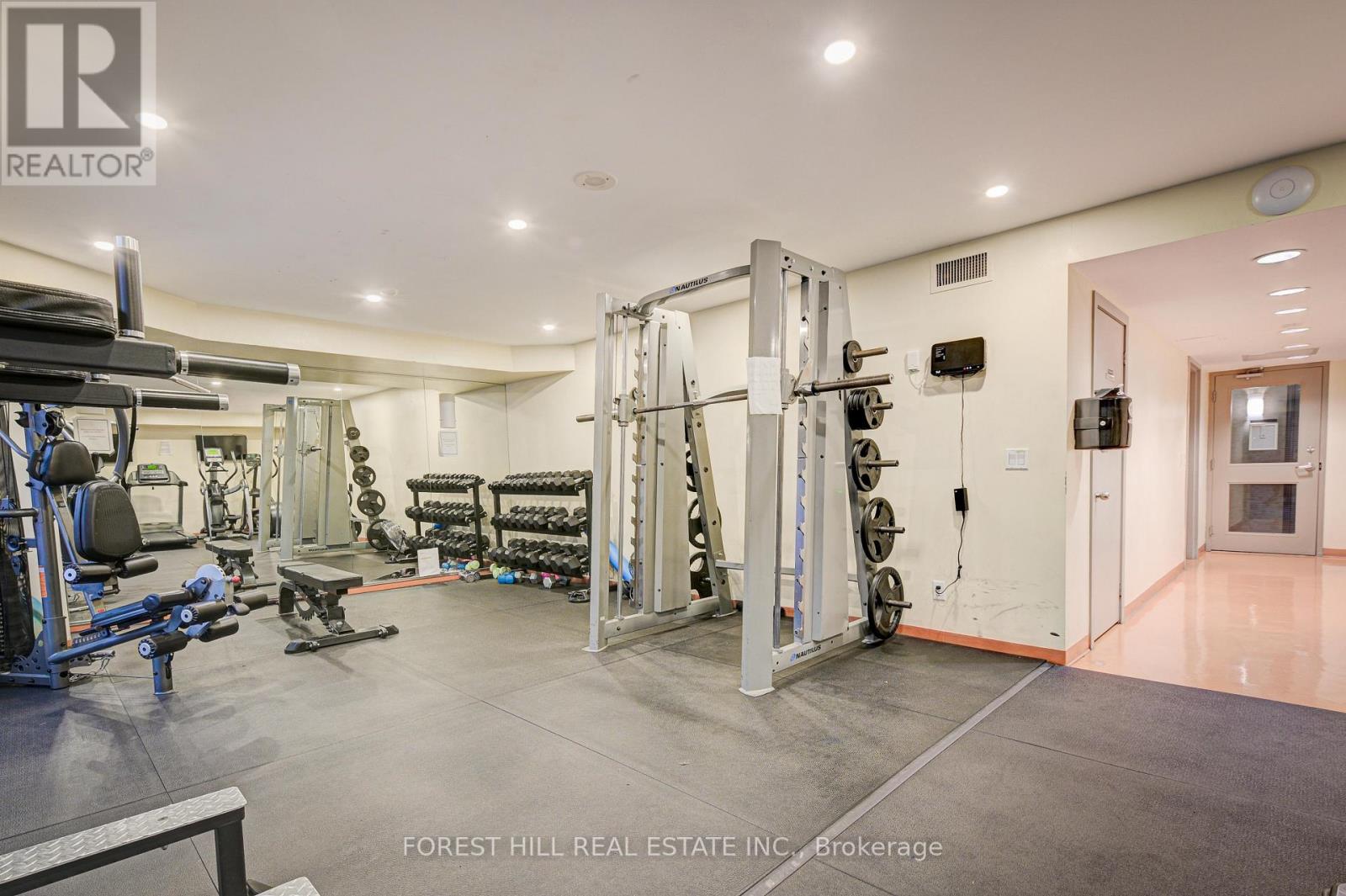 #607 -255 RICHMOND ST E, #607