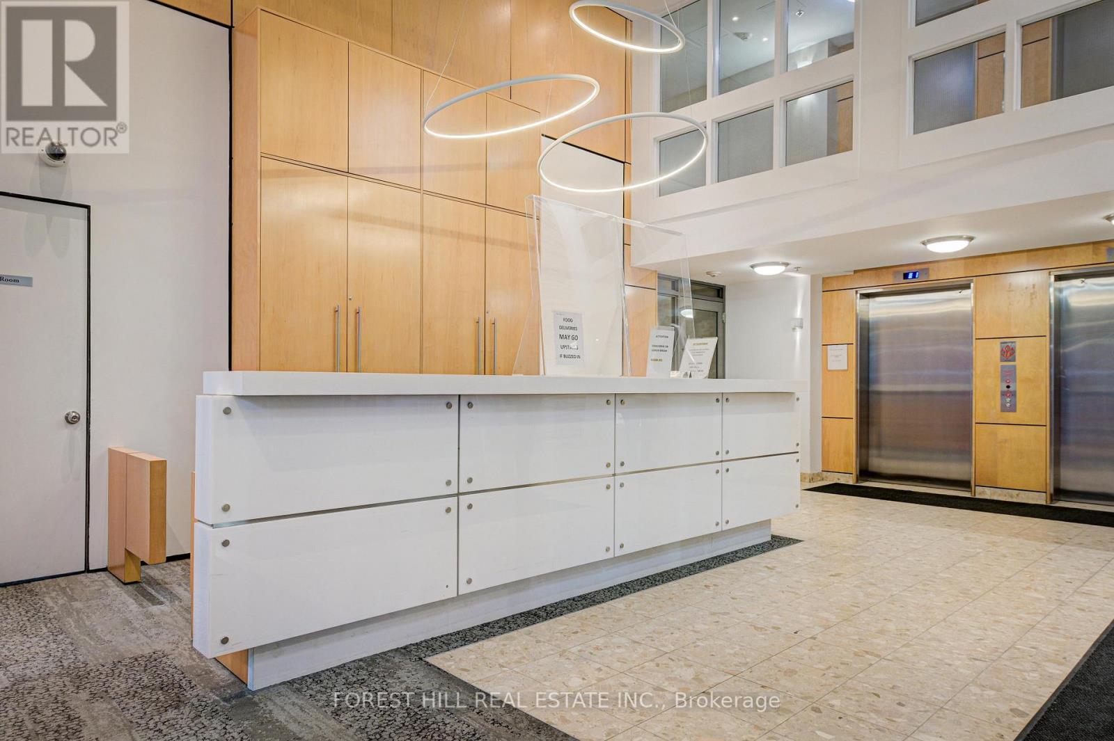 #607 -255 RICHMOND ST E, #607