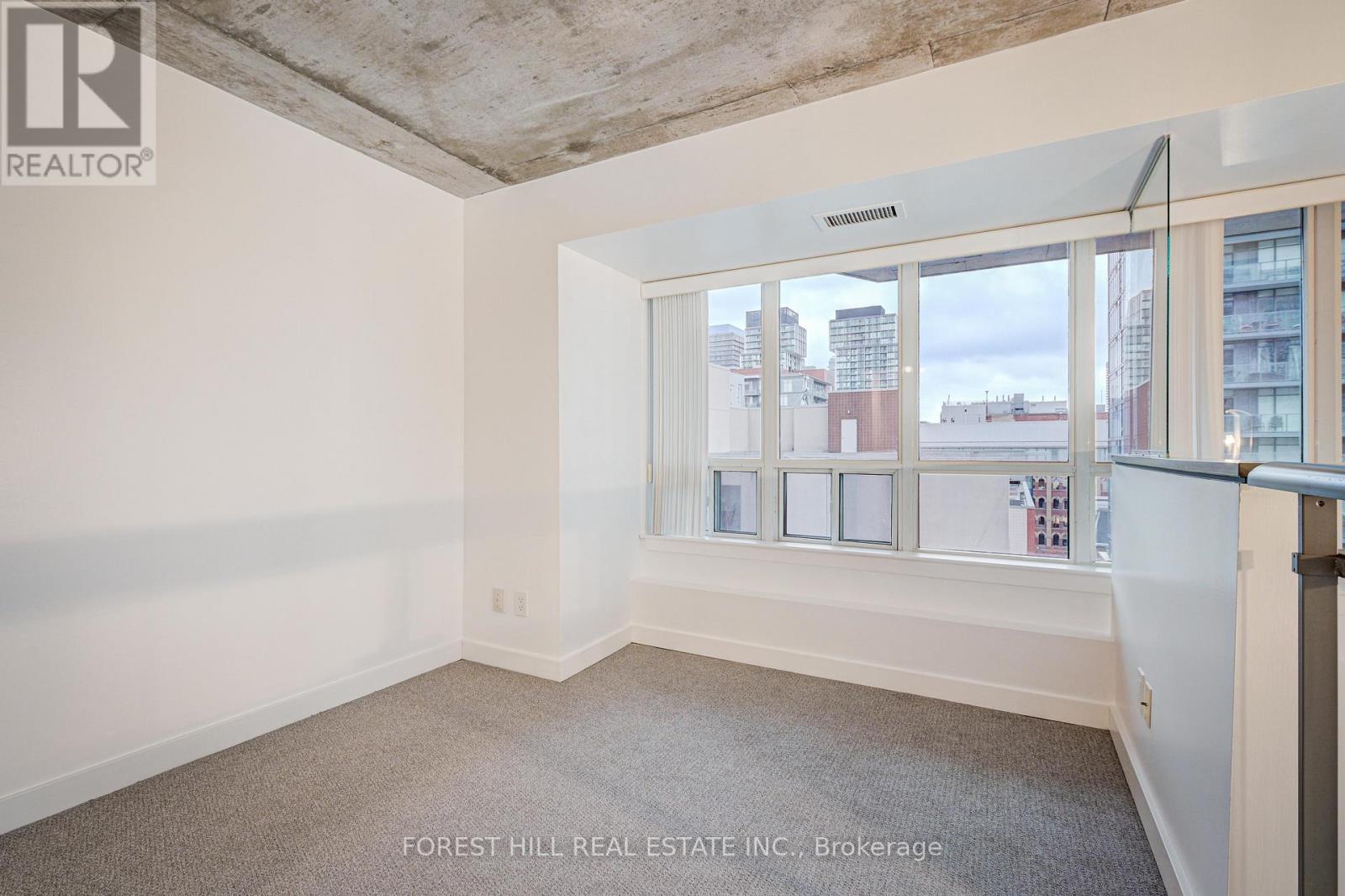 #607 -255 RICHMOND ST E, #607