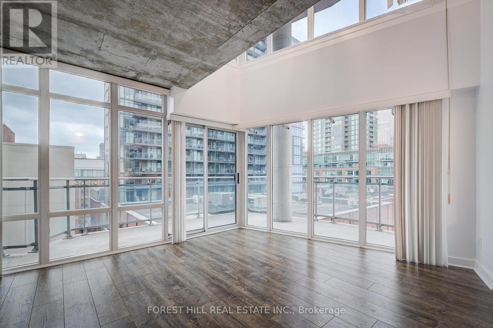 #607 -255 RICHMOND ST E, #607