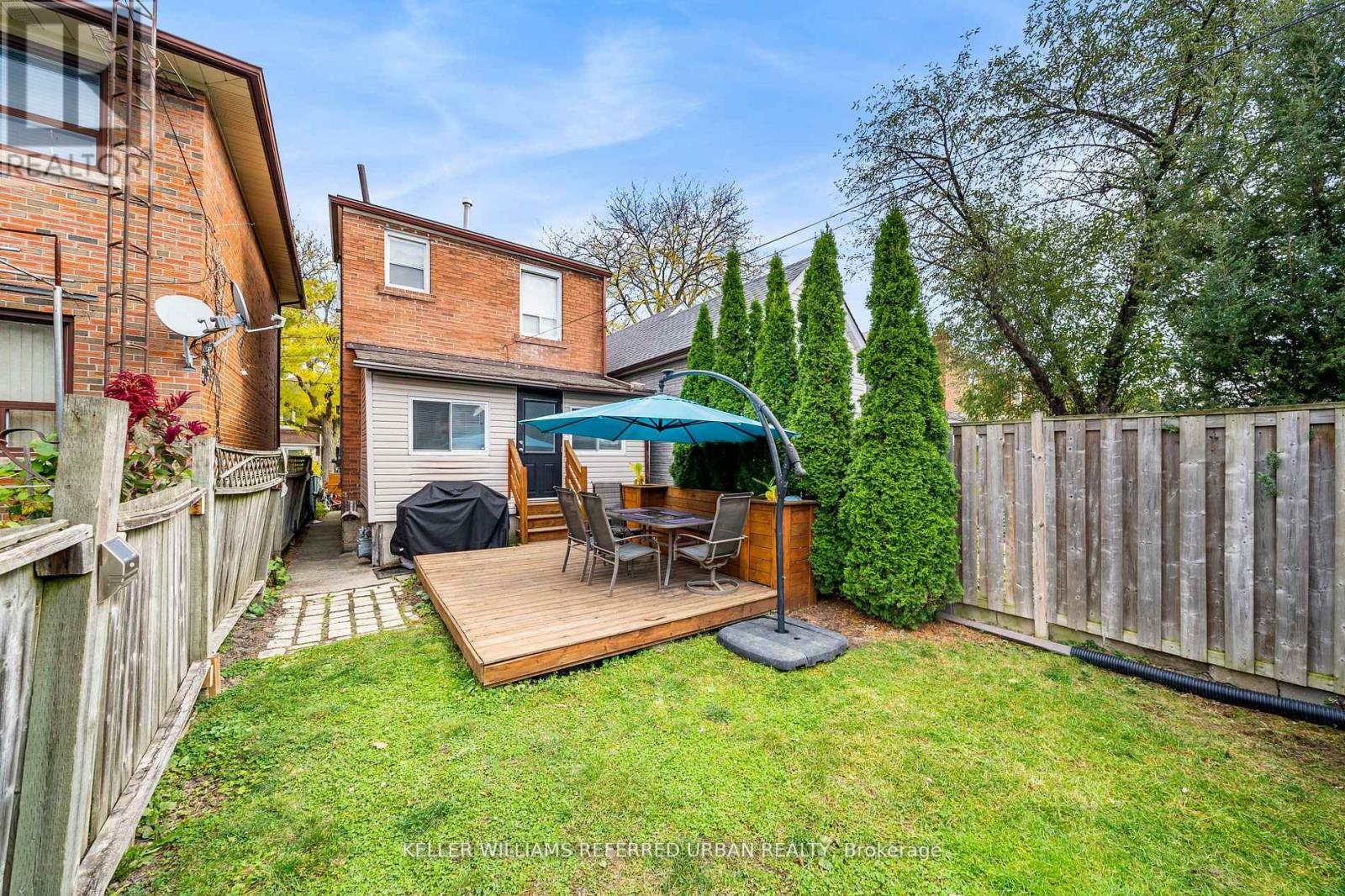 208 WINNETT AVE