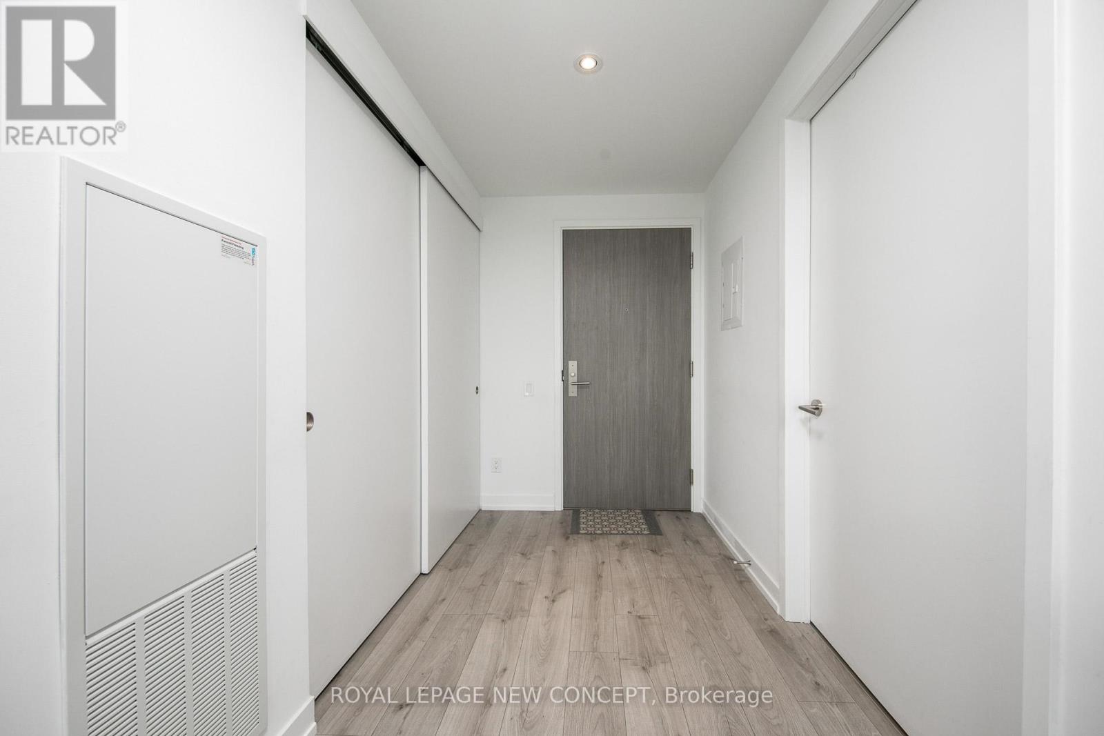 #2011 -161 ROEHAMPTON AVE, #2011