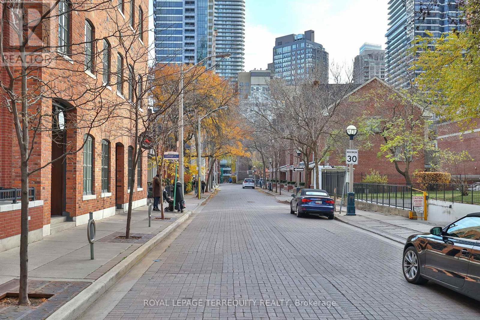 #1609 -75 ST NICHOLAS ST, #1609
