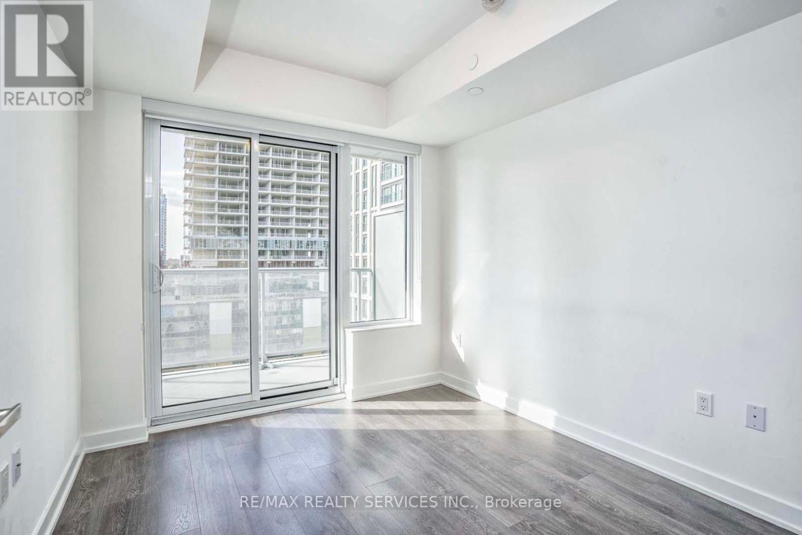 #1210 -195 REDPATH AVE, #1210