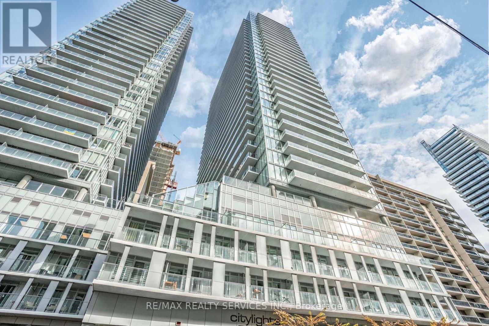 #1210 -195 REDPATH AVE, #1210
