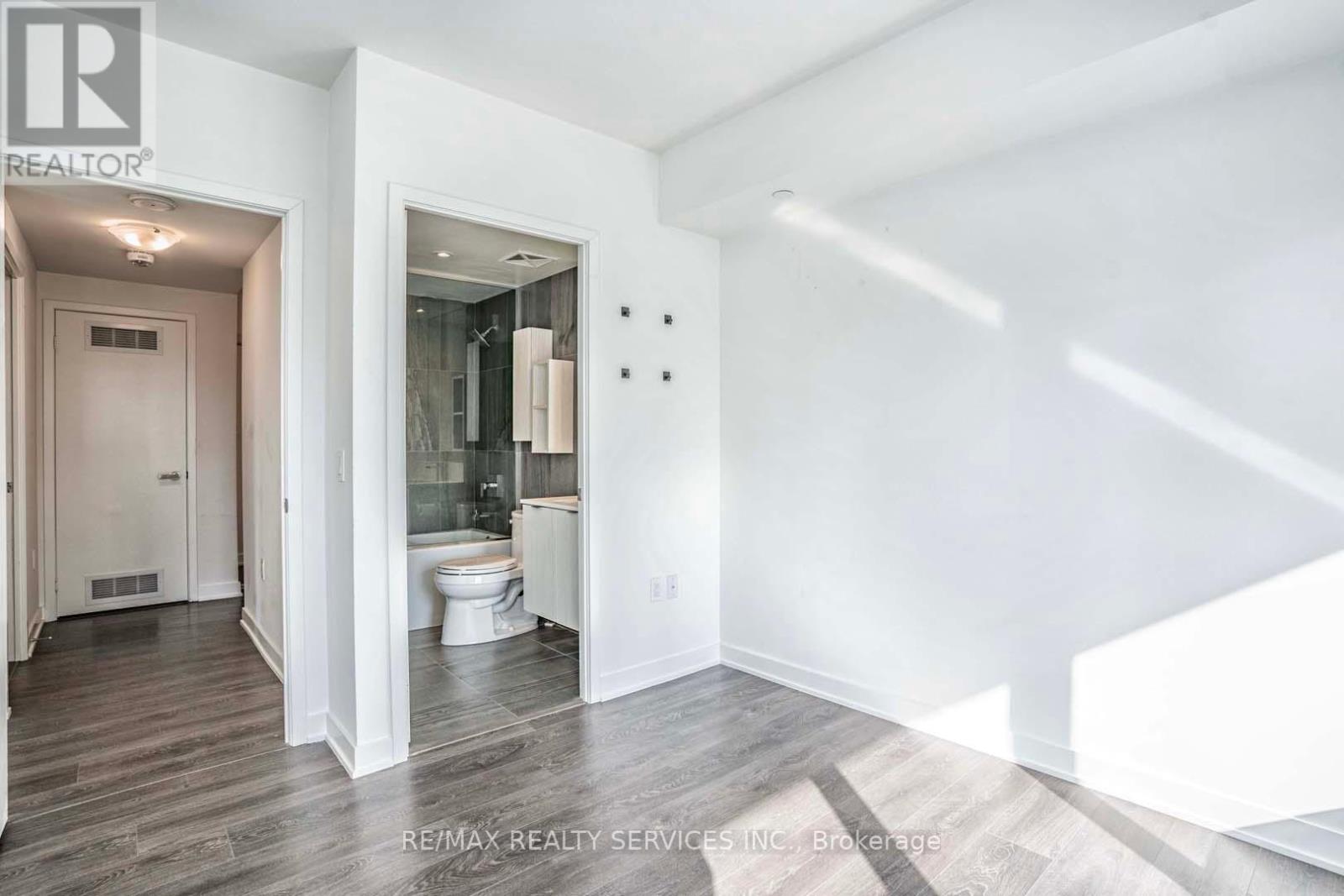 #1210 -195 REDPATH AVE, #1210