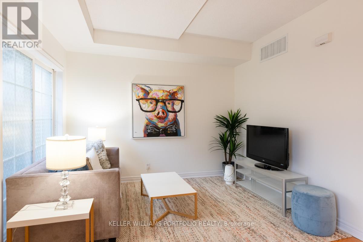 #103 -207 WELLESLEY ST E, #103