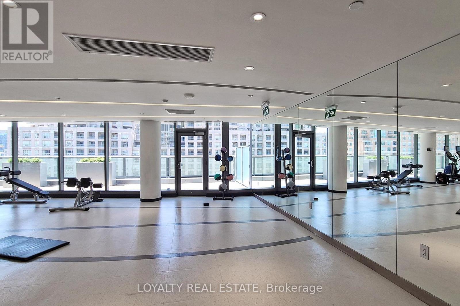 #1107 -11 WELLESLEY ST W, #1107