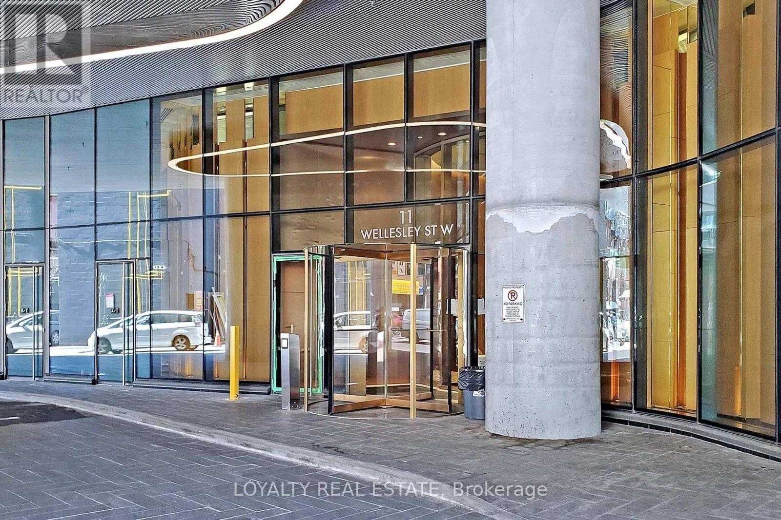 #1107 -11 WELLESLEY ST W, #1107