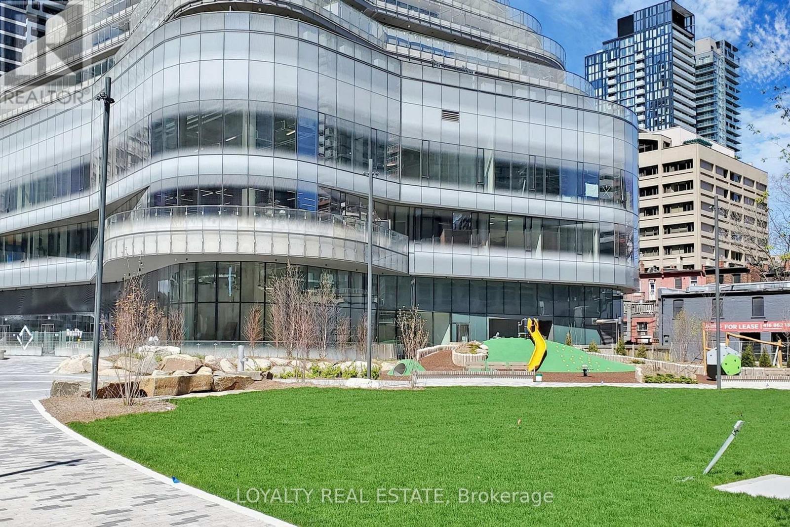 #1107 -11 WELLESLEY ST W, #1107