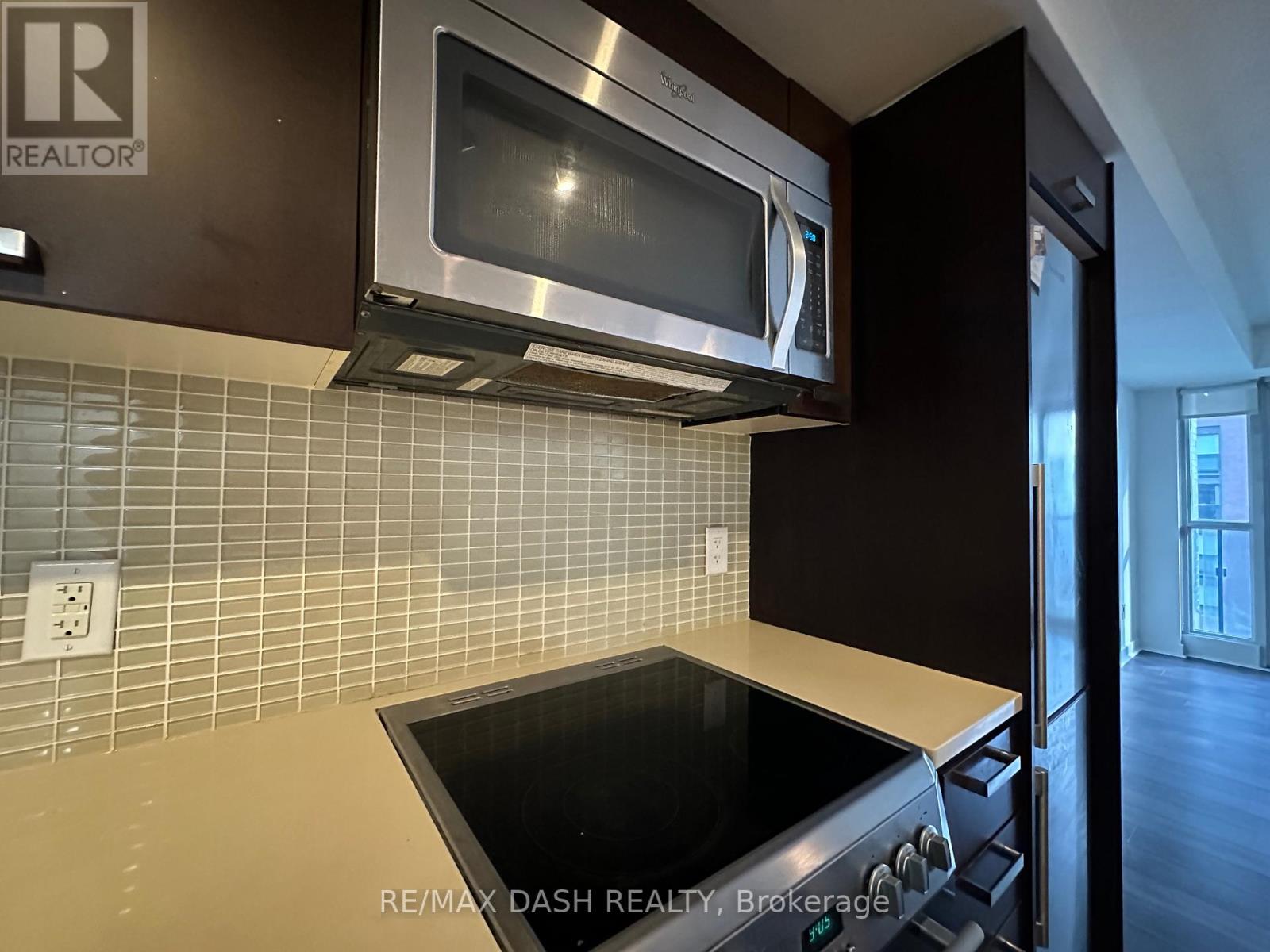 #512 -295 ADELAIDE ST W, #512