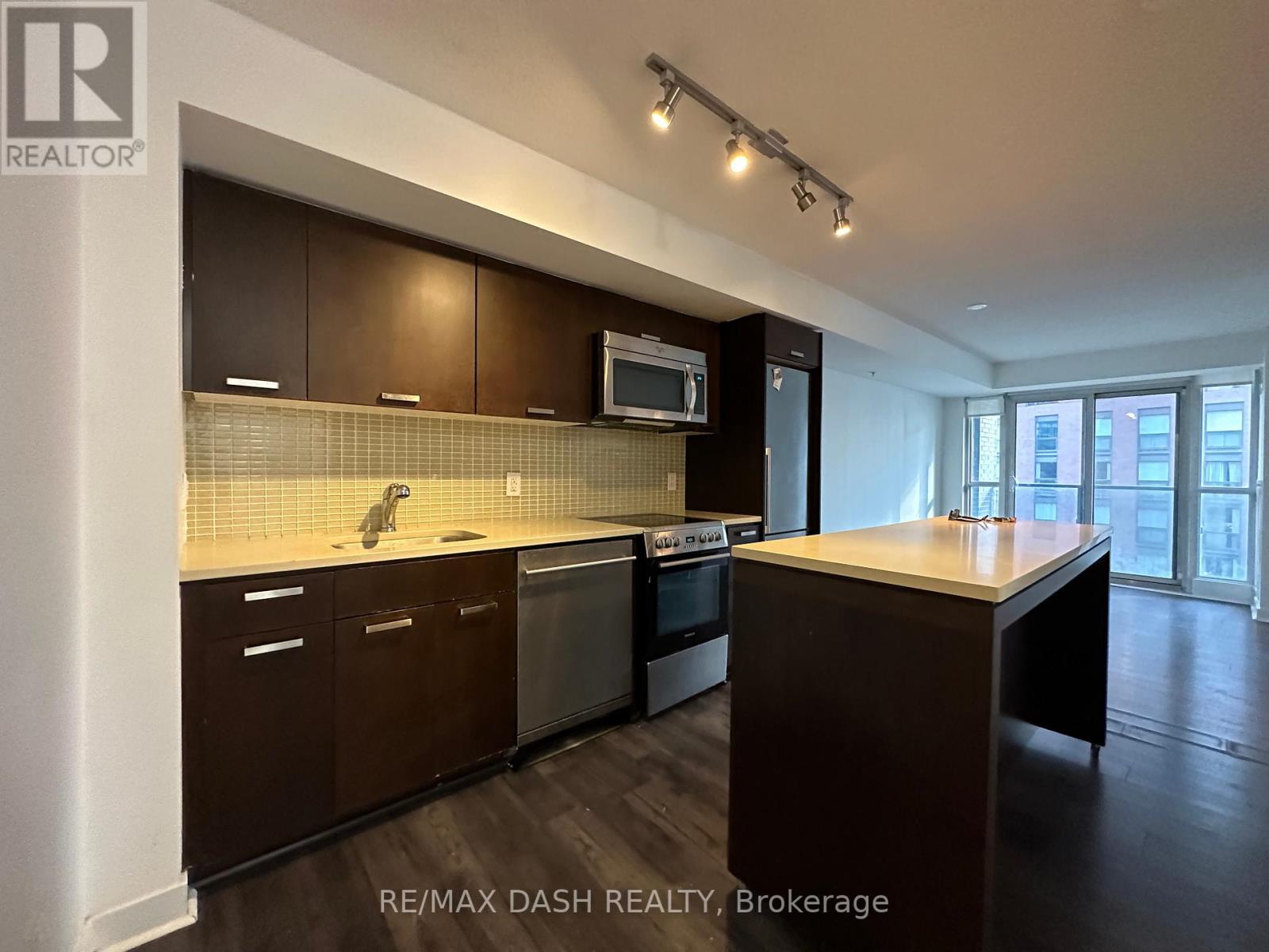 #512 -295 ADELAIDE ST W, #512