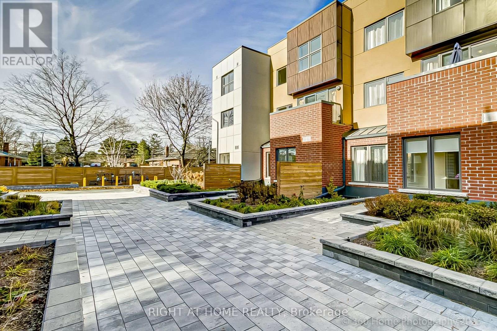 14- 9R CLINTWOOD GATE