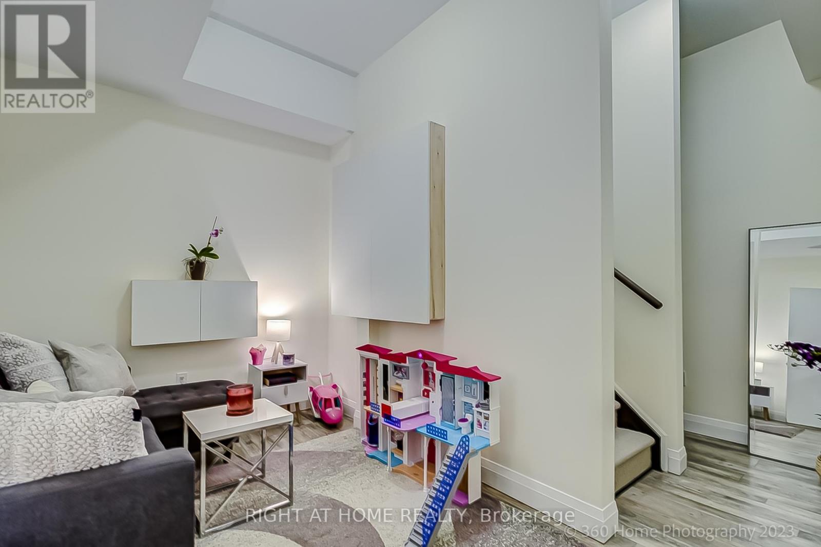 14- 9R CLINTWOOD GATE