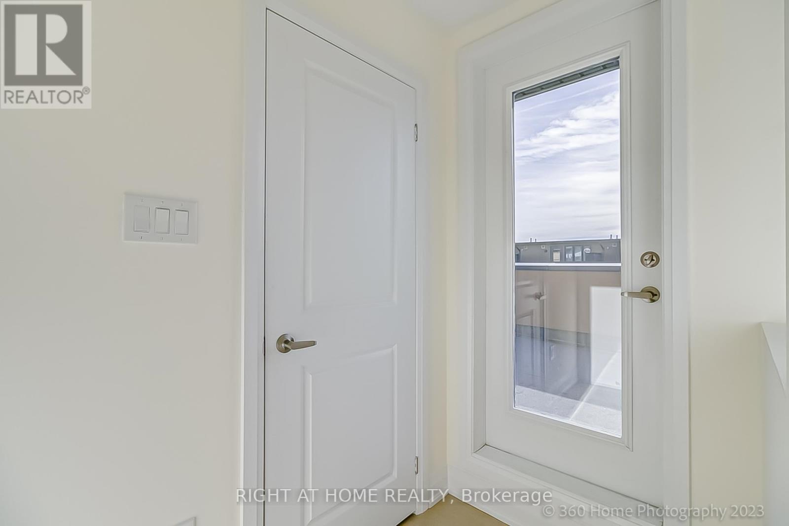 14- 9R CLINTWOOD GATE
