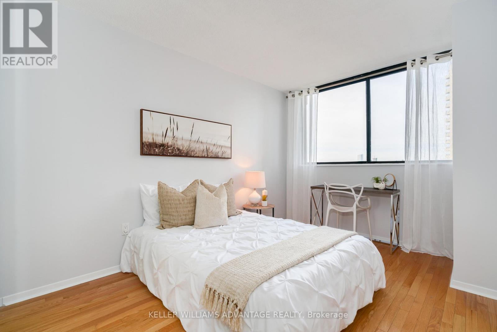 #1001 -75 WYNFORD HEIGHTS CRES, #1001