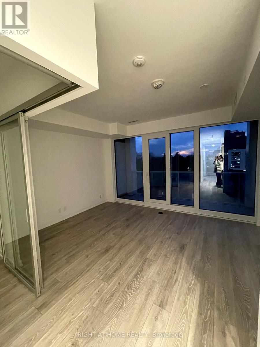 #316 -2020 BATHURST ST, #316