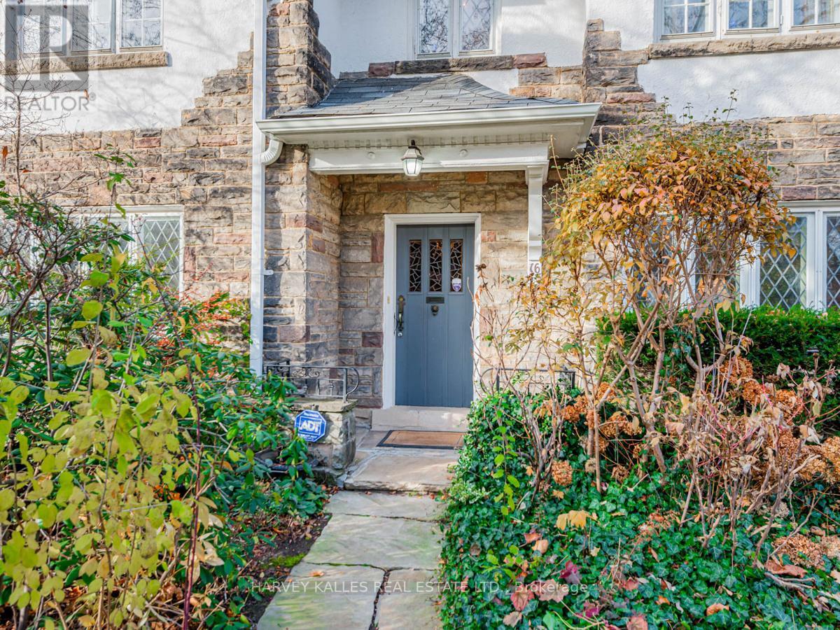 16 SILVERWOOD AVE
