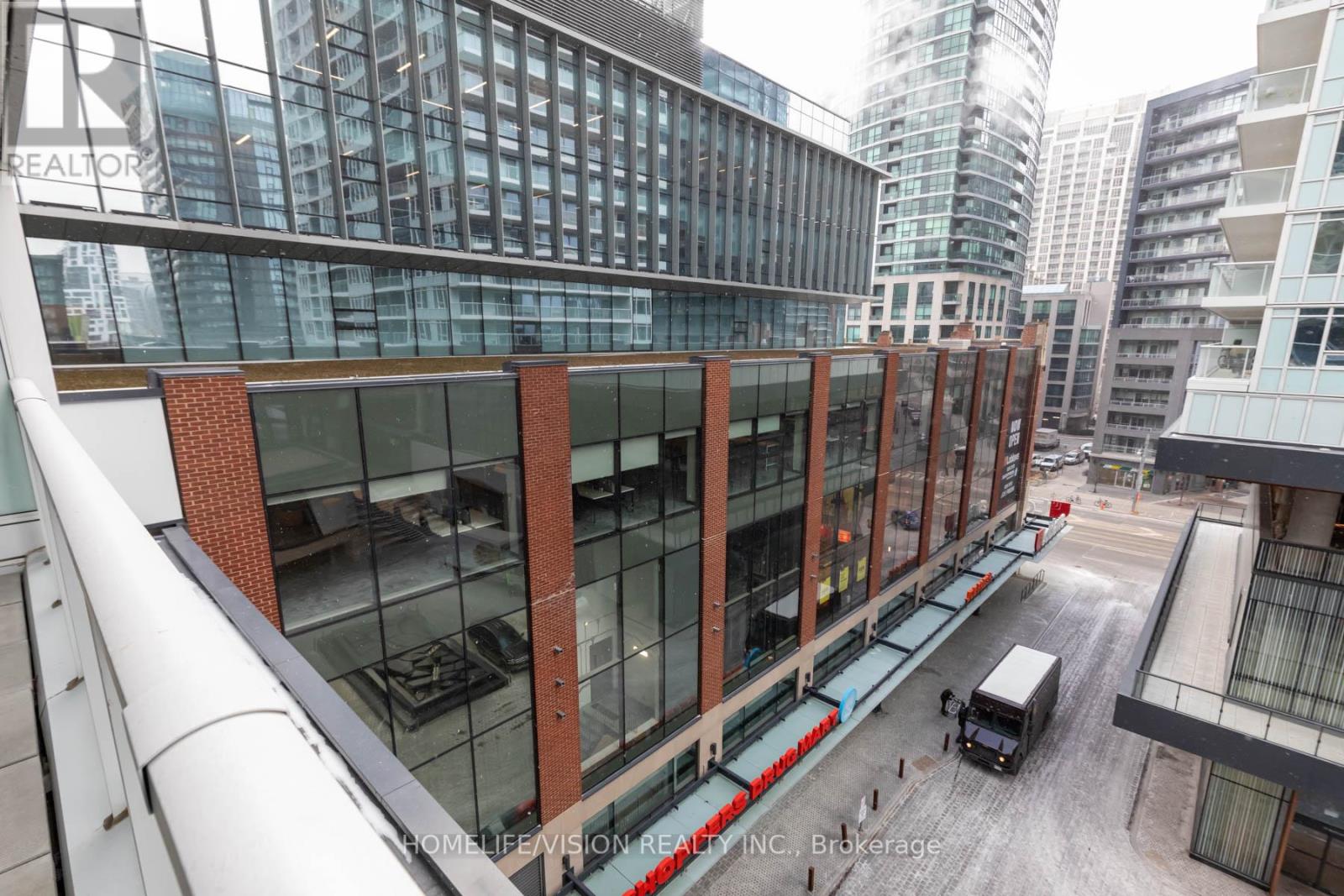#603 -17 BATHURST ST, #603