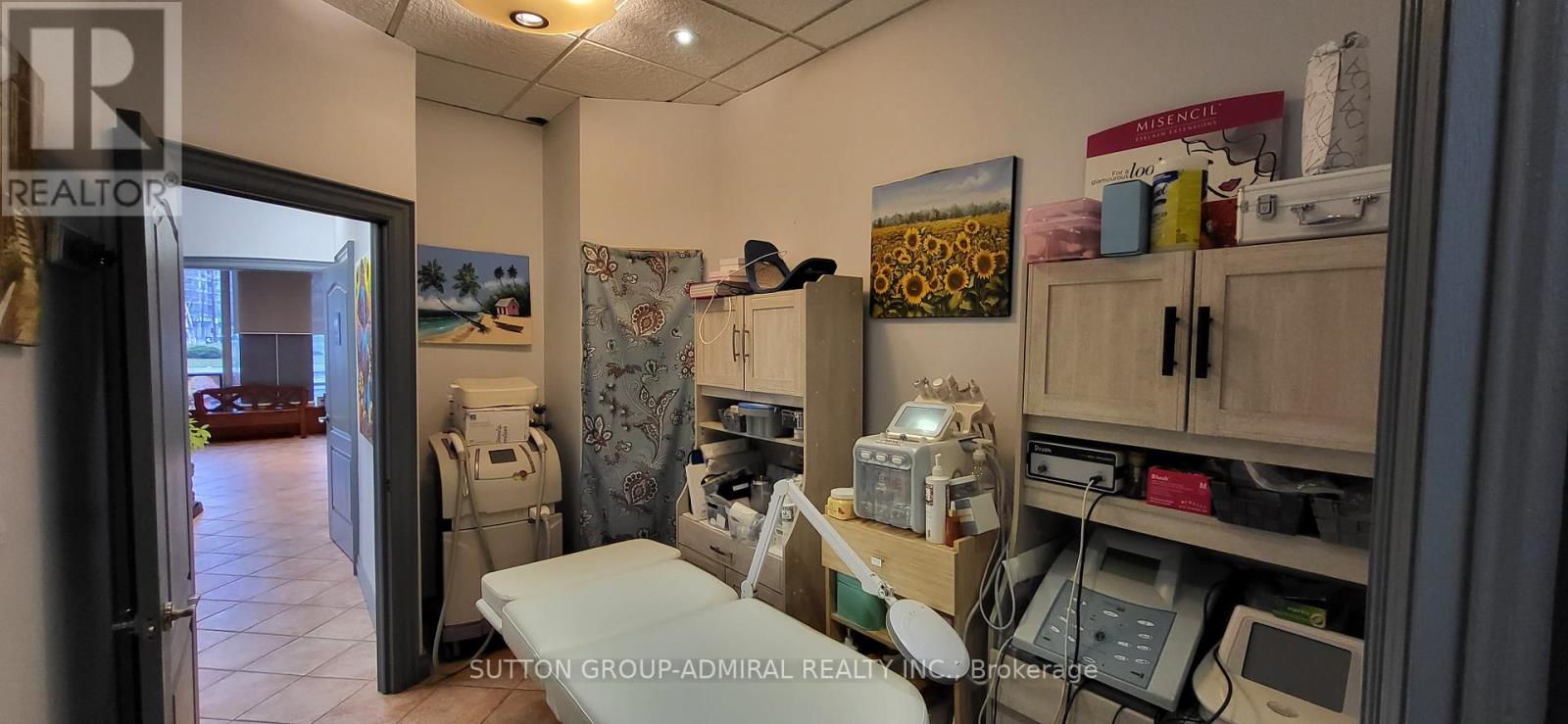#3 -906 SHEPPARD AVE W, #3