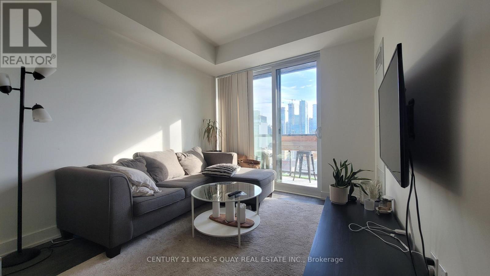 #1116 -80 VANAULEY ST, #1116