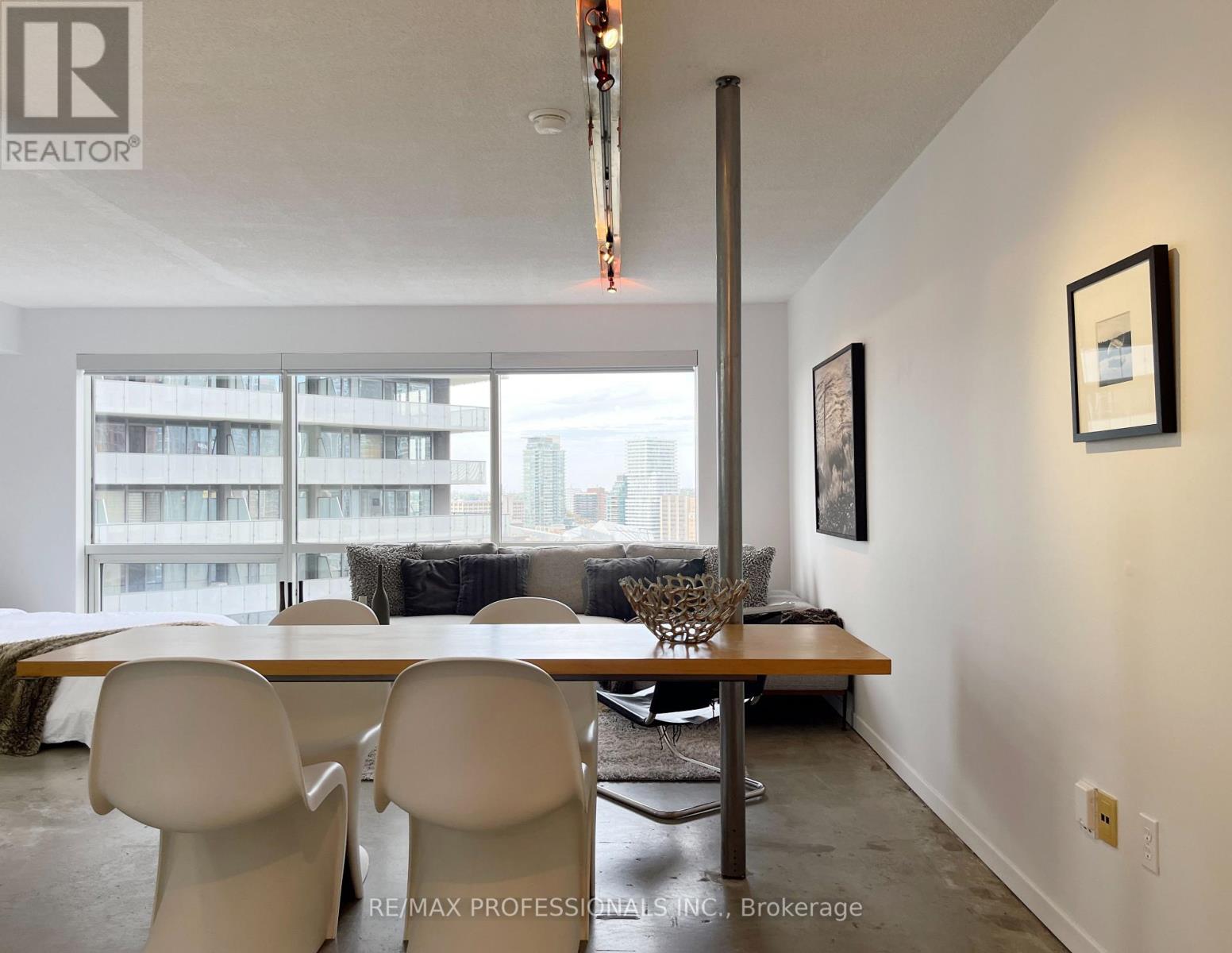 #2316 -1001 BAY ST, #2316