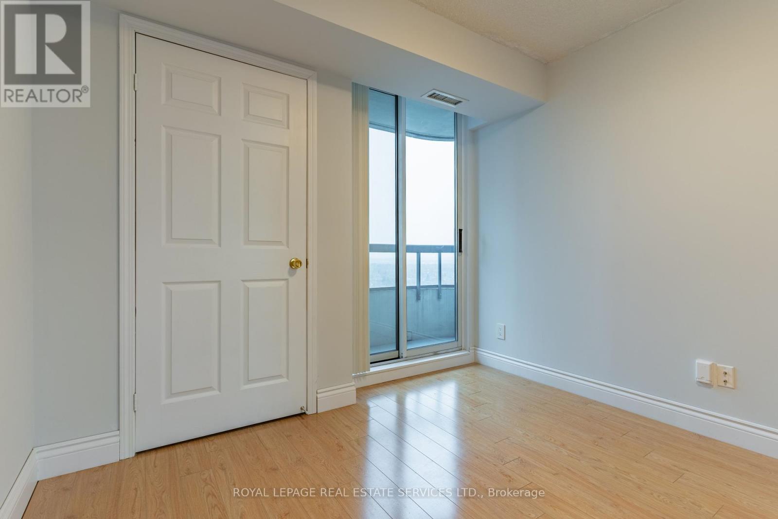 #2715 -33 EMPRESS AVE, #2715