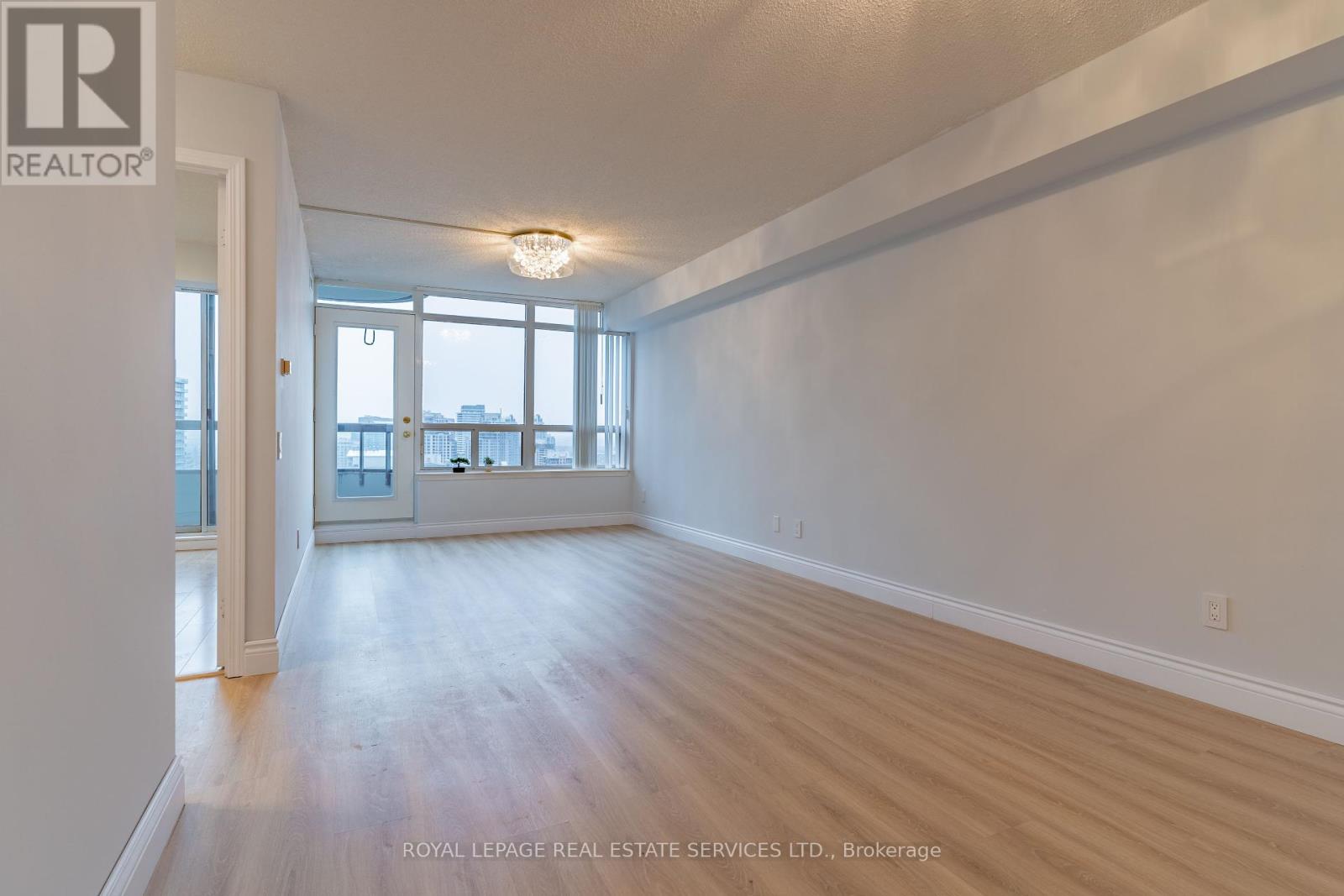 #2715 -33 EMPRESS AVE, #2715