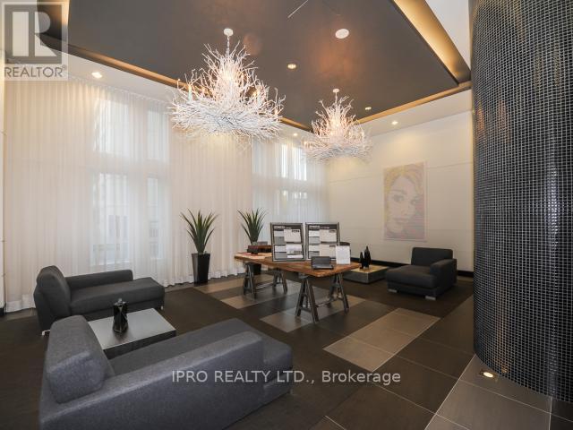 #1909 -83 REDPATH AVE