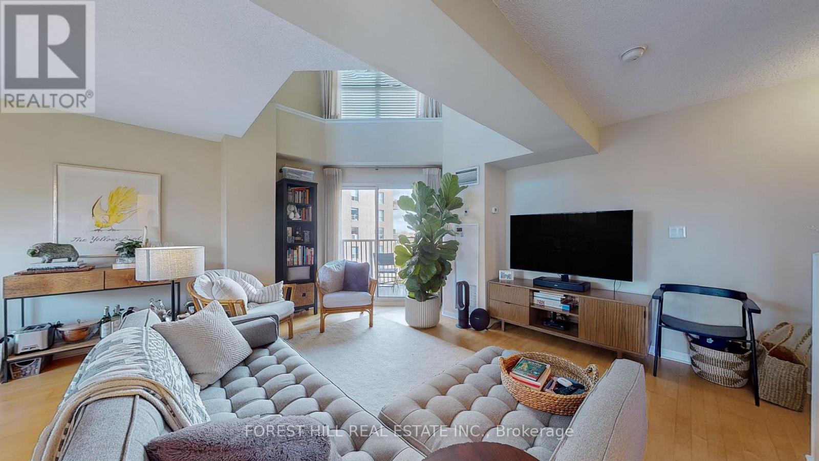 #806 -119 MERTON ST, #806