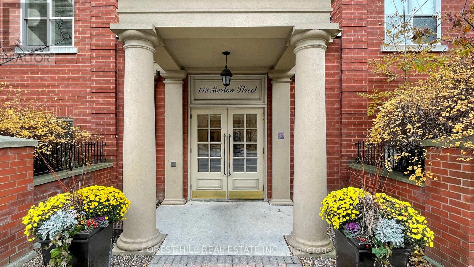 #806 -119 MERTON ST, #806