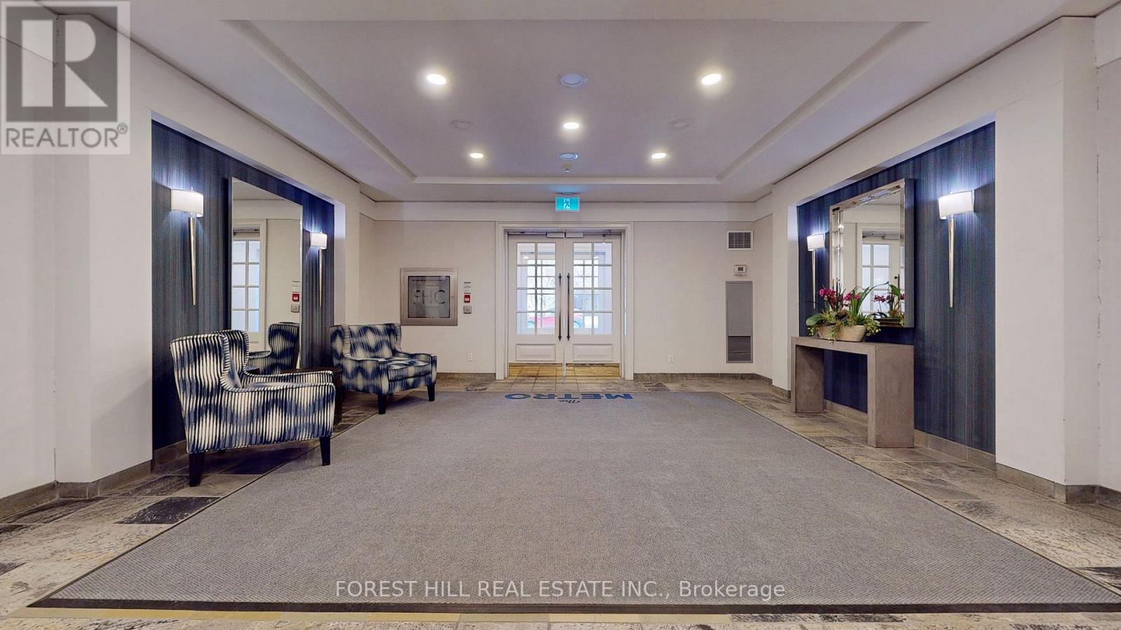 #806 -119 MERTON ST, #806