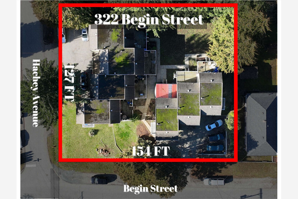 1 322 BEGIN STREET, Coquitlam