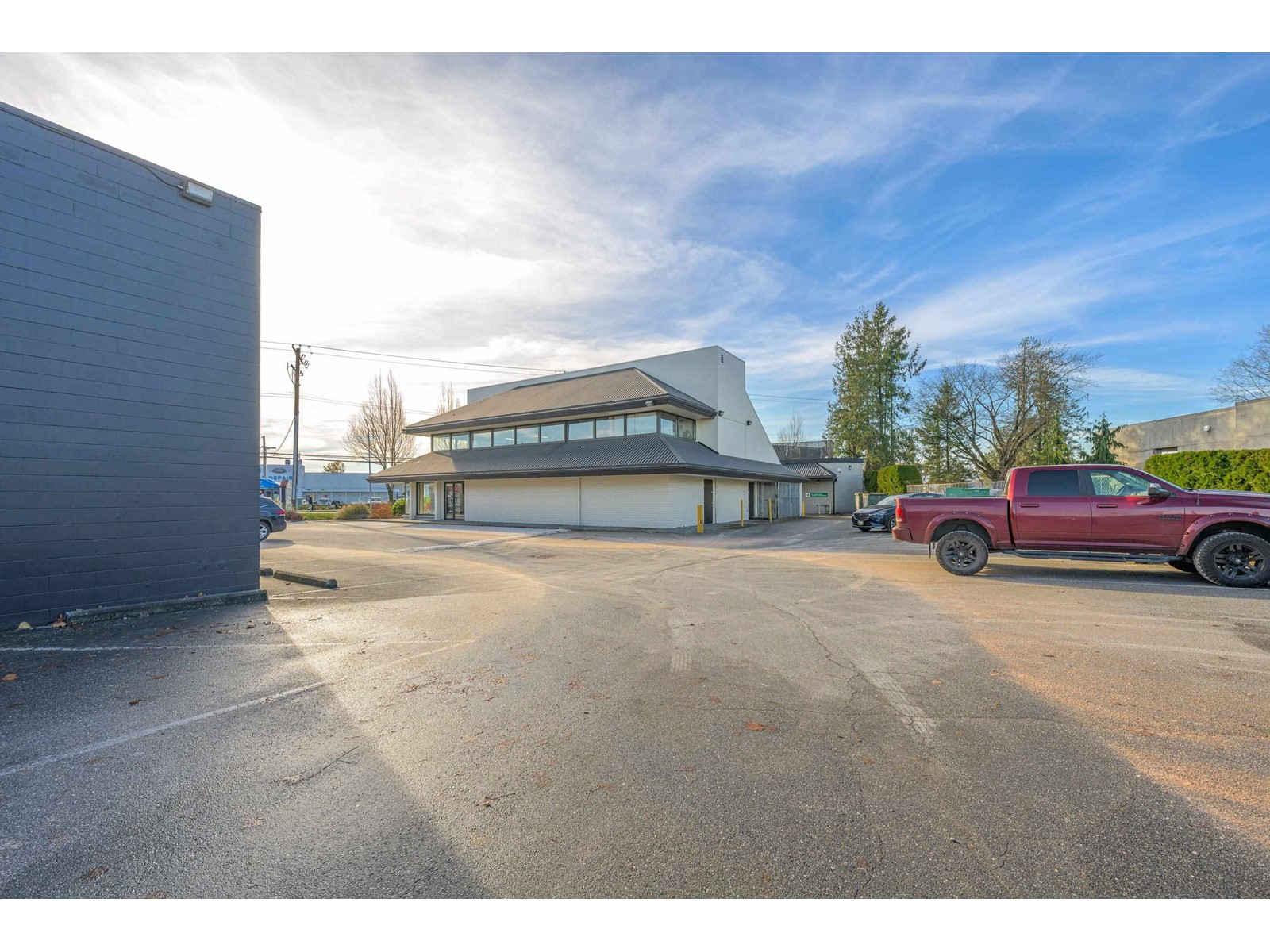 19951 FRASER HIGHWAY