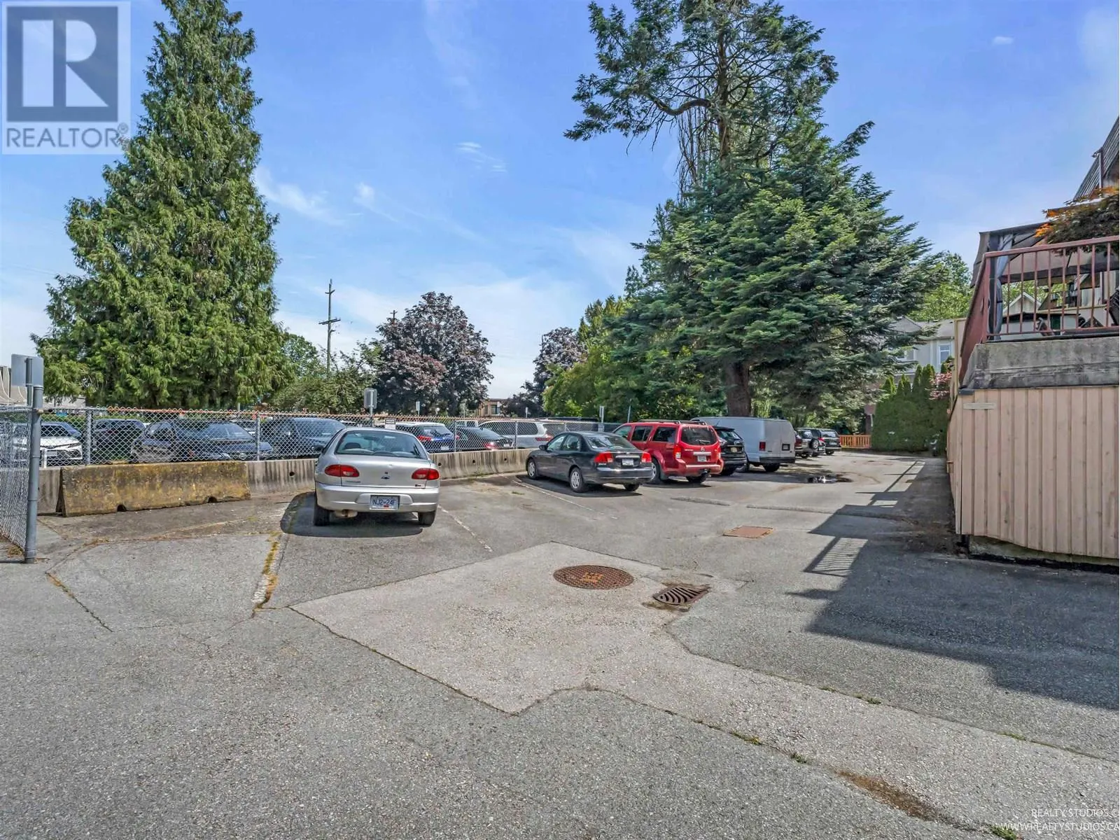2275 ATKINS AVENUE