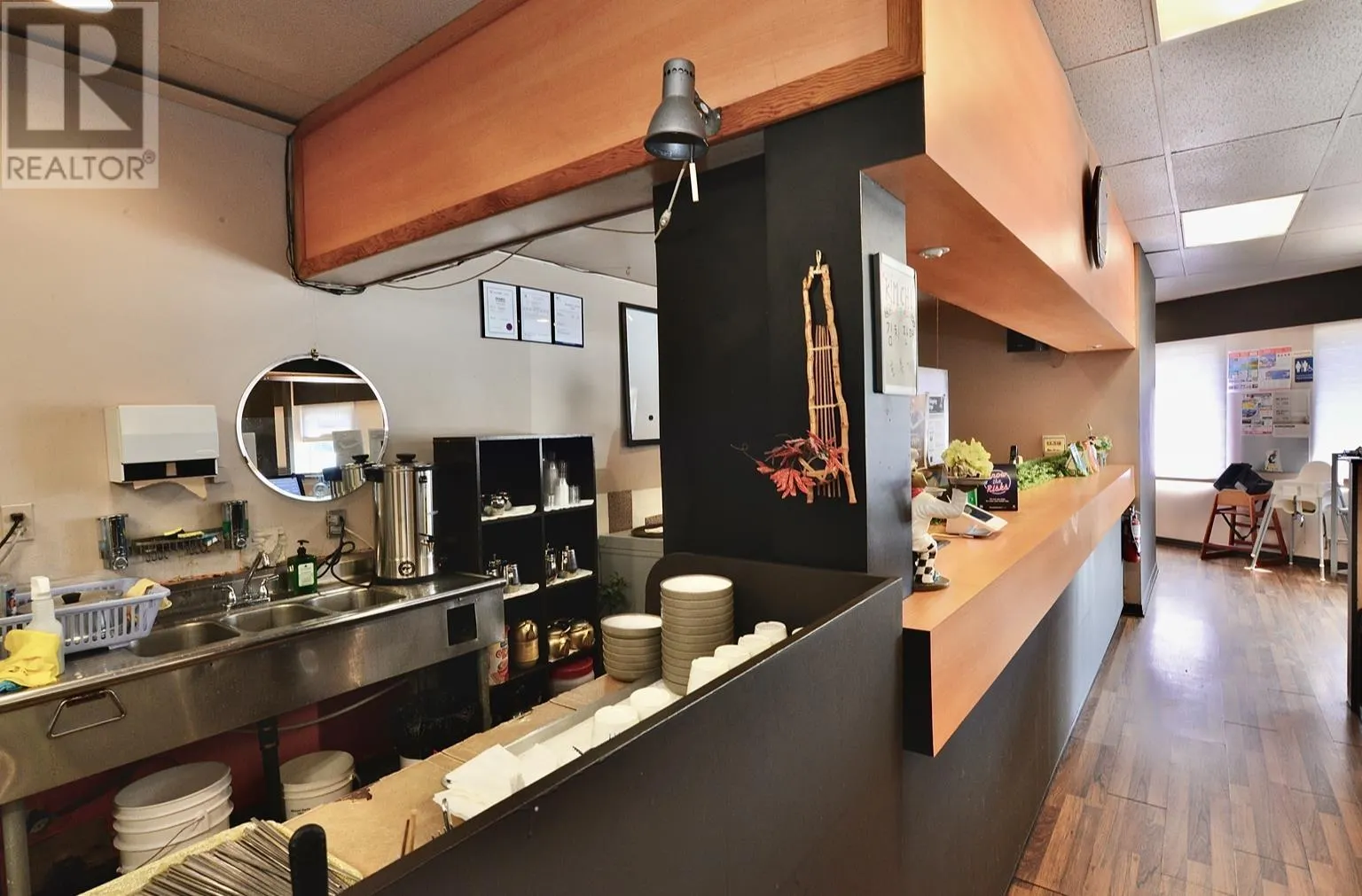 2579 LOUGHEED HIGHWAY