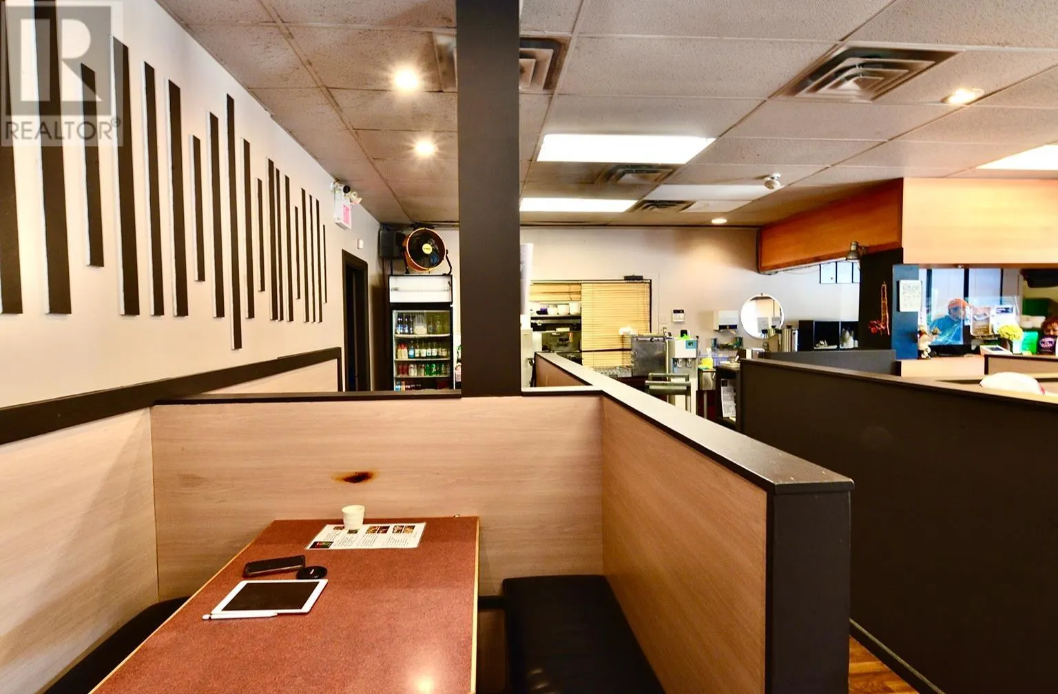 2579 LOUGHEED HIGHWAY